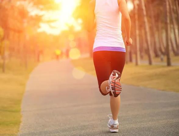 大揭秘|慢跑、散步根本減不了肥，它的作用是……